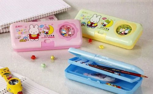 彩萱文具加盟支持优势分析 文具与日用品经营的完美结合